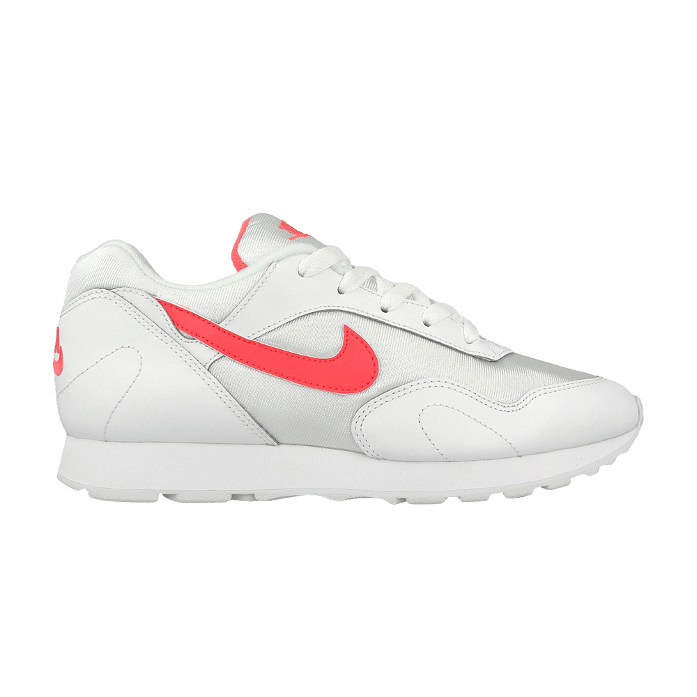 wmns-outburst-white-solar-red-ao1069-101