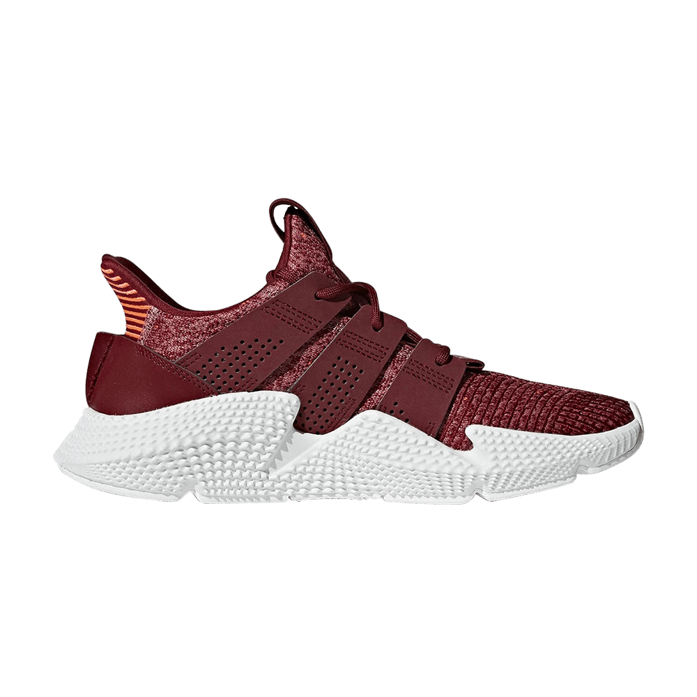wmns-prophere-trace-maroon-b37635