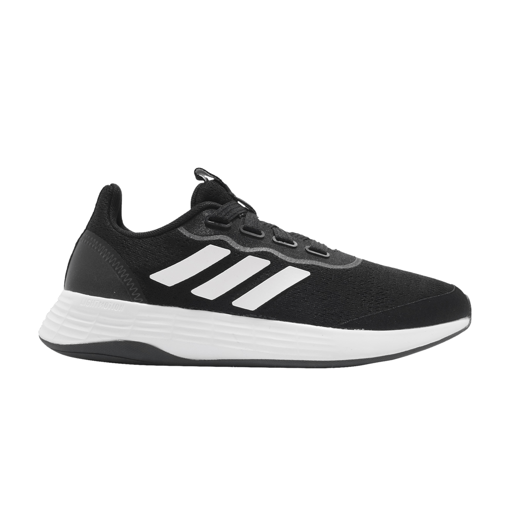 wmns-qt-racer-sport-black-white-fy5680