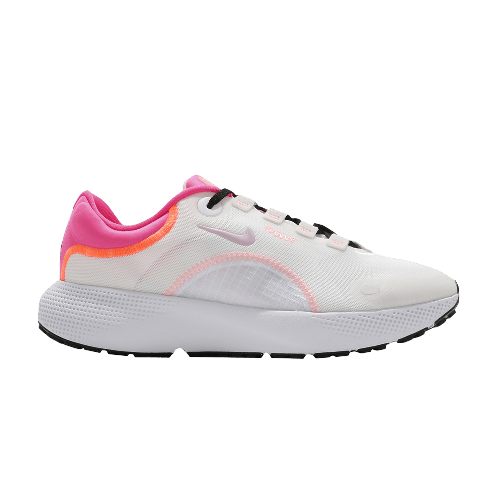 wmns-react-escape-run-lunar-new-year-dd7021-102