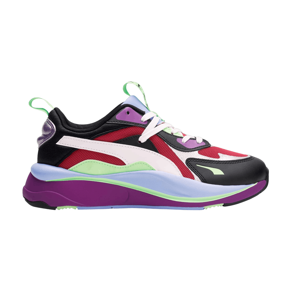 wmns-rs-curve-berry-glitch-381831-01