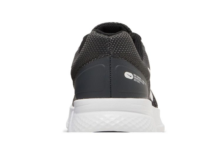 Кроссовки Nike Wmns Run Swift 2 'Black White'