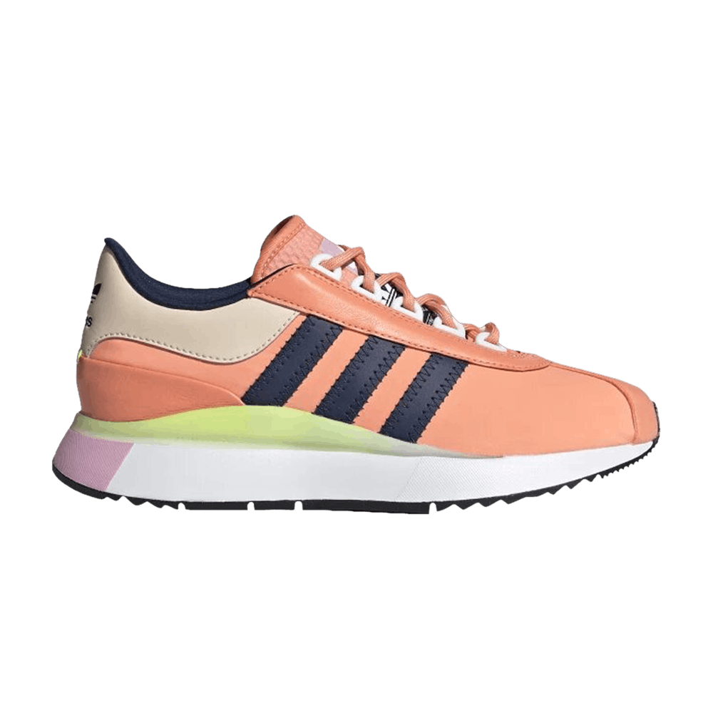 wmns-sl-andridge-chalk-coral-ef5549
