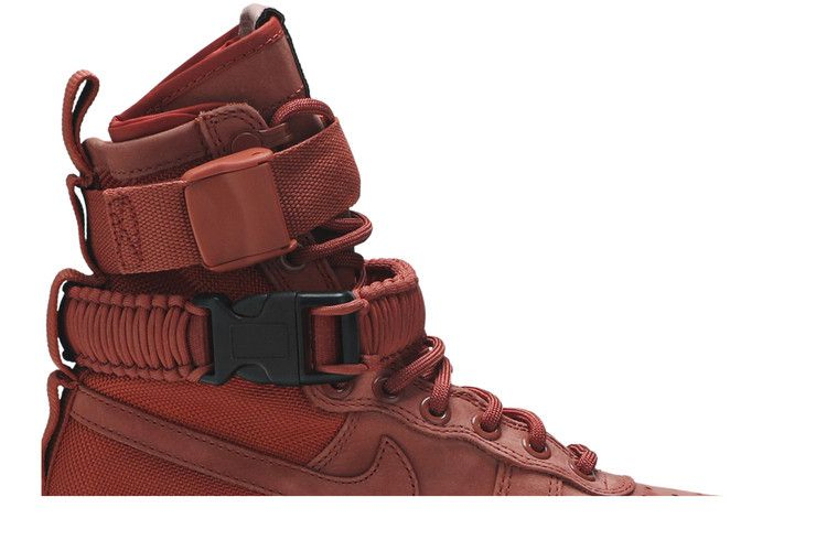 Кроссовки Nike Wmns SF Air Force 1 High 'Dusty Peach'