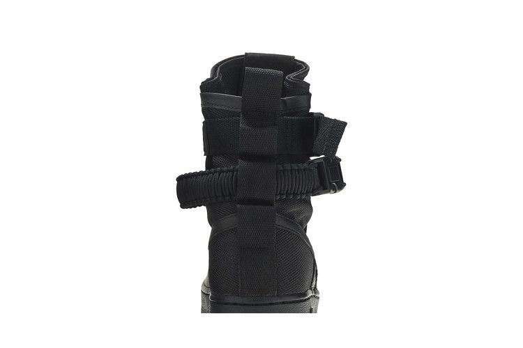 Кроссовки Nike Wmns SF Air Force 1 High 'Triple Black'