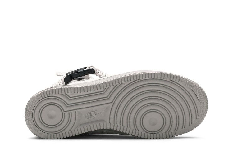 Кроссовки Nike Wmns SF Air Force 1 High 'Vast Grey'