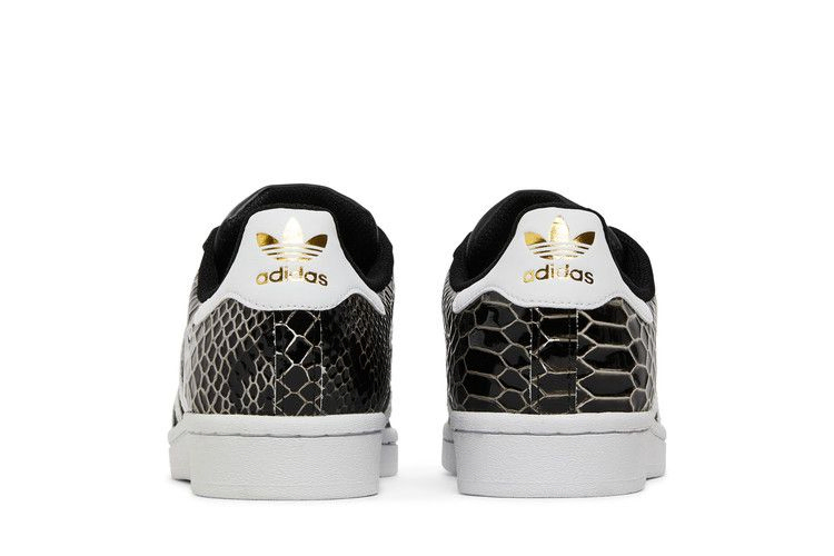 Кроссовки adidas Wmns Superstar 'Black Snakeskin'