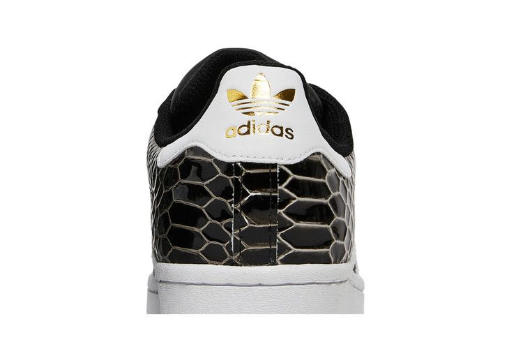 Кроссовки adidas Wmns Superstar 'Black Snakeskin'