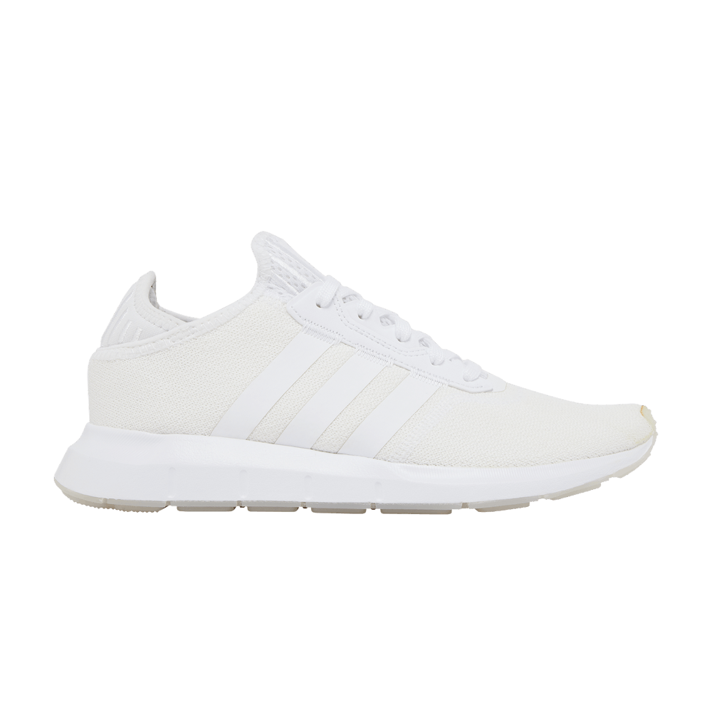 wmns-swift-run-x-cloud-white-fy2138