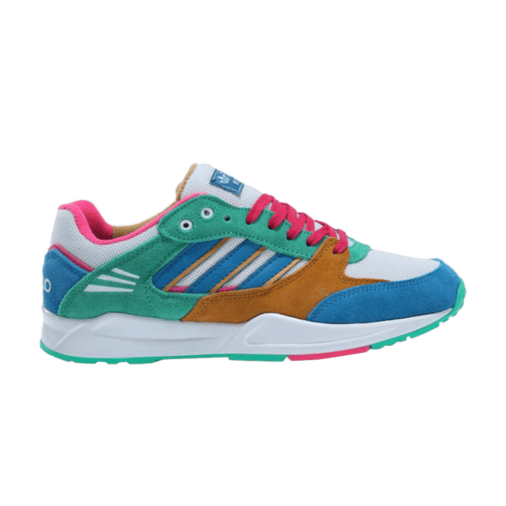 wmns-tech-super-solo-mint-multi-color-m20946