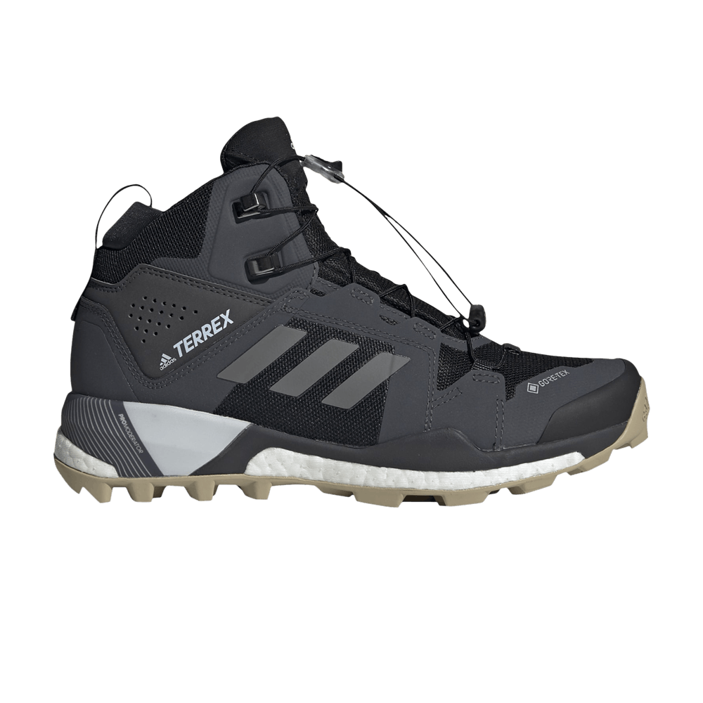 wmns-terrex-skychaser-xt-mid-gtx-core-black-fx4675