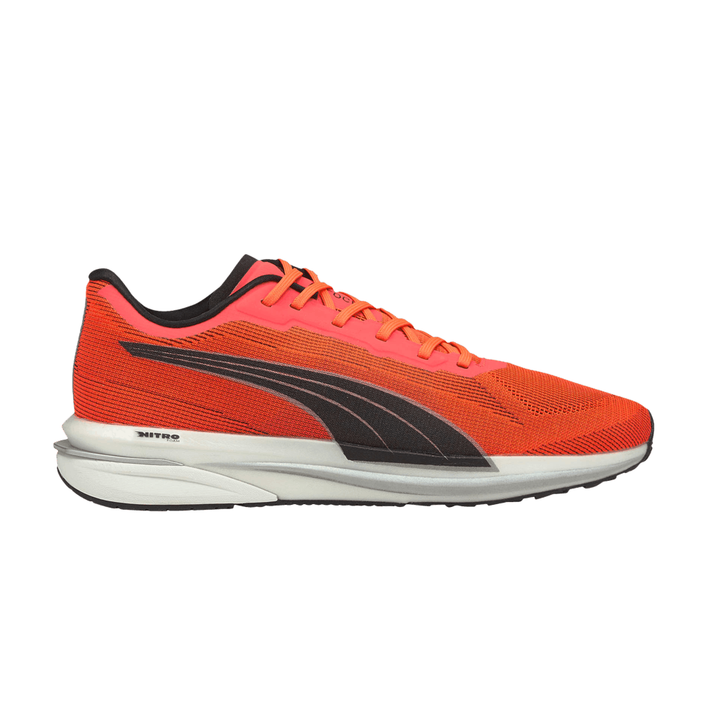wmns-velocity-nitro-lava-blast-195697-01