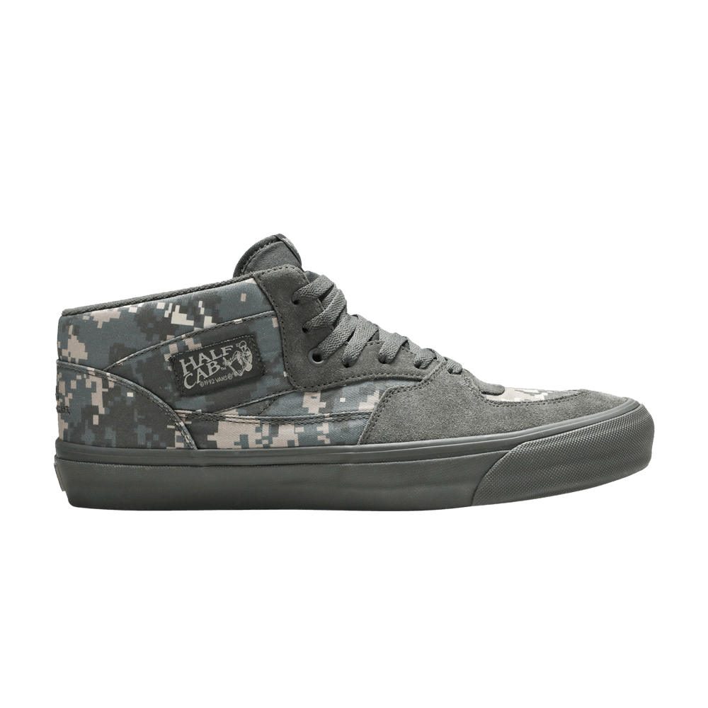 wtaps-x-half-cab-lx-digi-camo-vn0a3dp6u9v
