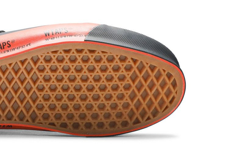 Кроссовки Vans WTAPS x Old Skool LX 'Black Orange'