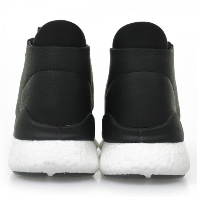 Кроссовки adidas Y-3 Desert Boost 'Black'