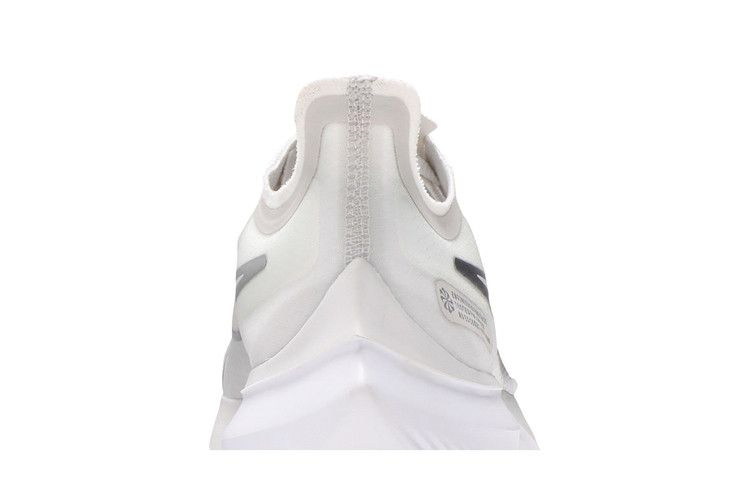 Кроссовки Nike Zoom Gravity 'Platinum Tint'