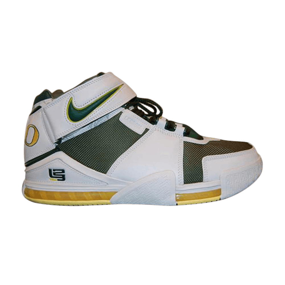 zoom-lebron-2-oregon-ducks-pe-bam037-m28-c1