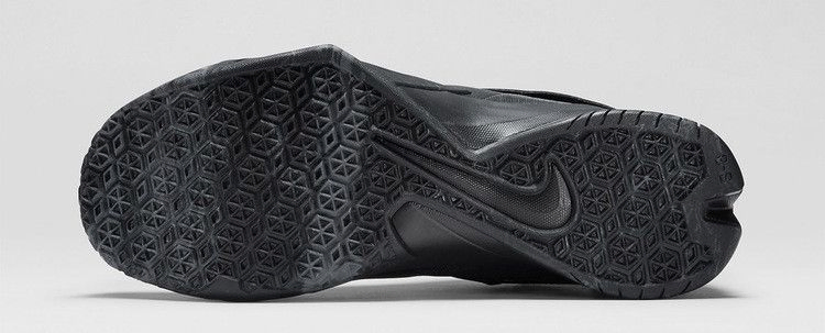 Кроссовки Nike Zoom Soldier 8 Premium 'Watch the Throne'