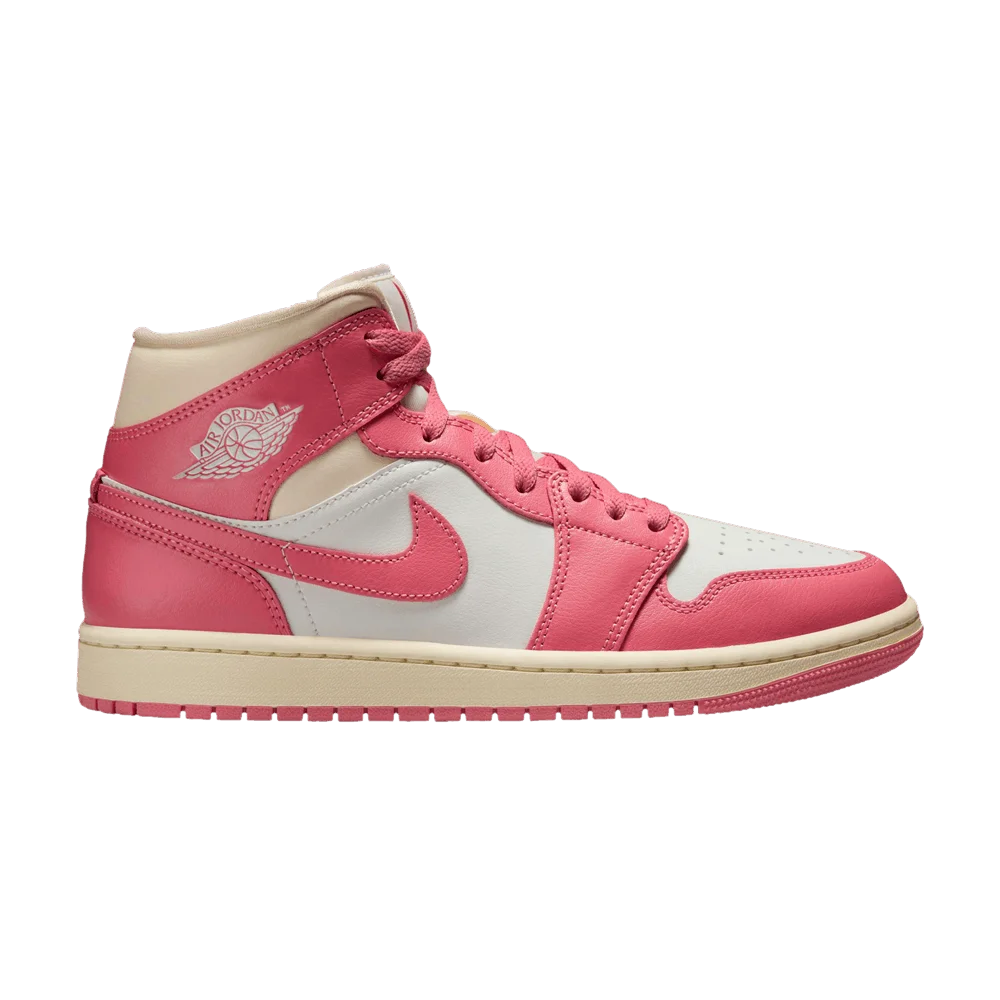 Кроссовки Wmns Air Jordan 1 Mid 'Guava Ice'