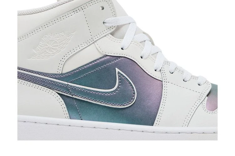 Кроссовки Air Jordan 1 Mid 'Phantom Iridescent'