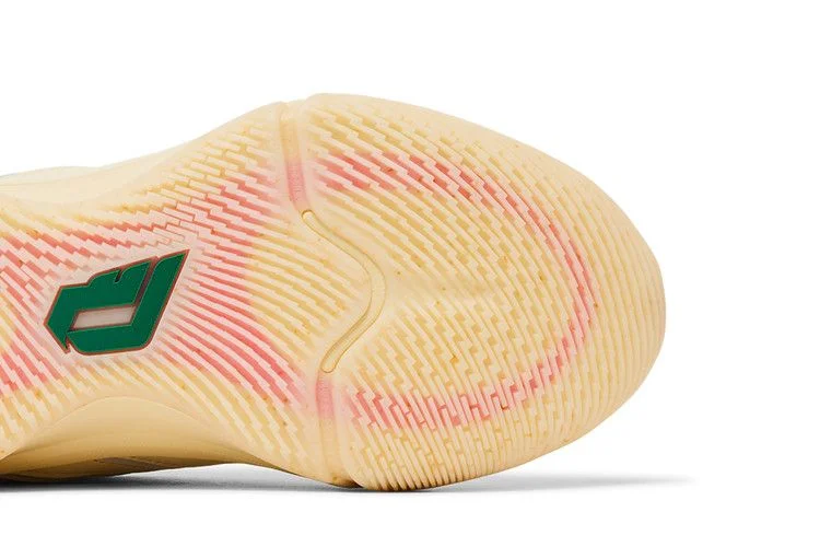 Кроссовки adidas Dame 9 'Egg Nog'