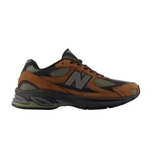 Коричневый