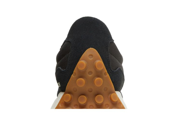 Кроссовки New Balance 327 'Black Orange'