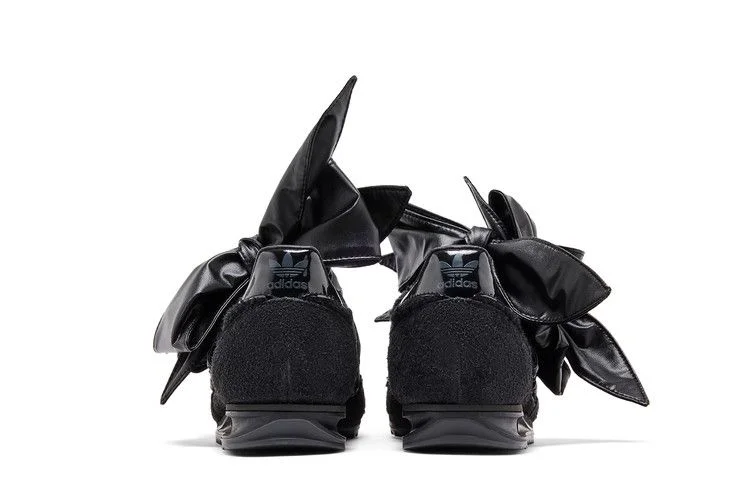 Кроссовки Caroline Hu x adidas Wmns SL72 OG 'Black Carbon'