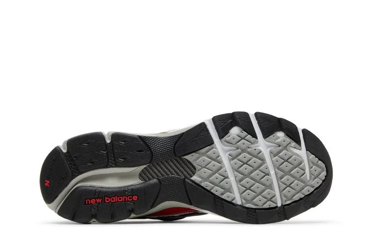 Кроссовки New Balance 920 Made In England 'Grey Black'