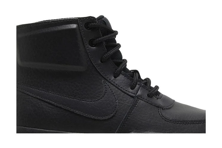 Кроссовки Nike Air Max Goaterra 2.0 GS 'Triple Black'