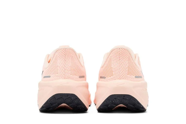Krossovki-Nike-Air-Zoom-Pegasus-41-GS-Crimson-Tint-5