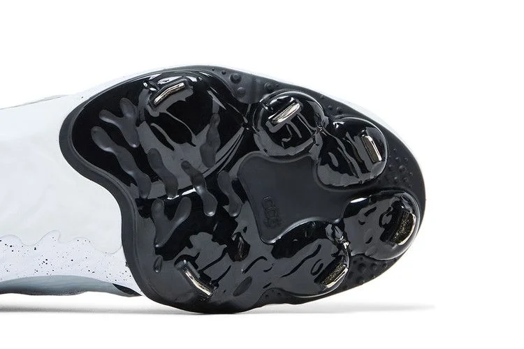 Кроссовки Nike Alpha Huarache Elite 4 Low 'Wolf Grey Dark Smoke Grey'