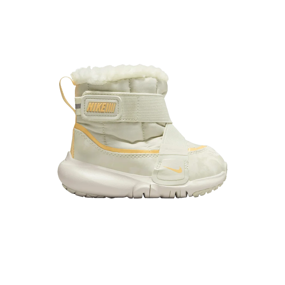 Кроссовки Nike Flex Advance Boot TD 'Pale Ivory Melon Tint'