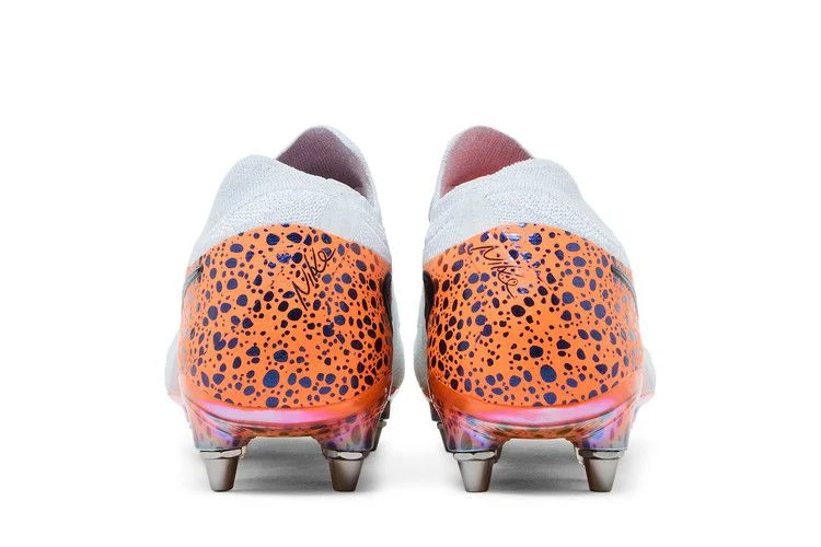 Krossovki-Nike-Phantom-GX-2-Elite-SG-Pro-Electric-Pack-5
