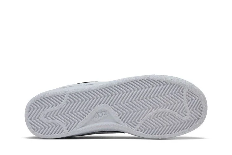 Кроссовки Nike Wmns Court Royale 'Black White'