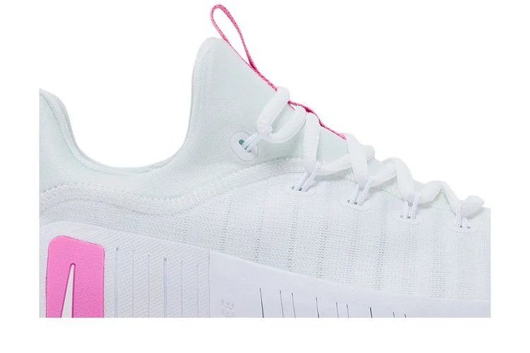 Krossovki-Nike-Wmns-Free-Metcon-6-White-Playful-Pink-1