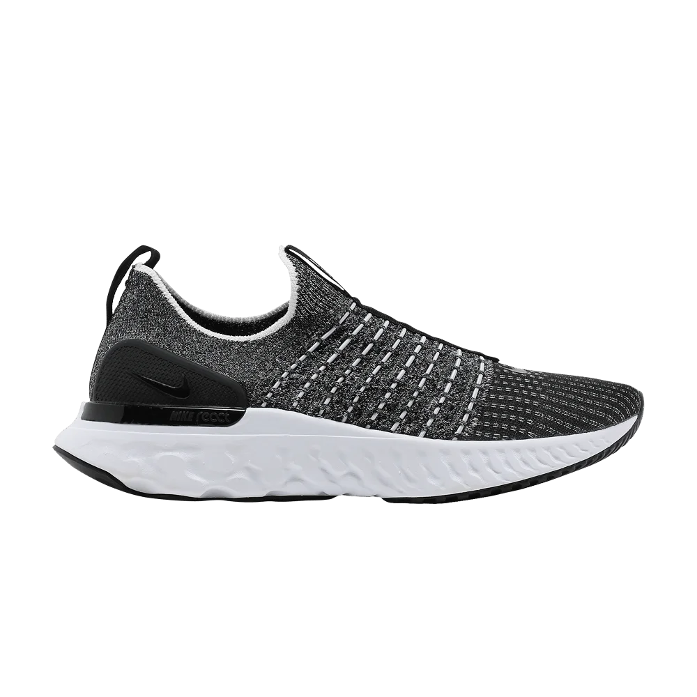 Кроссовки Nike Wmns React Phantom Run Flyknit 2 'Oreo'