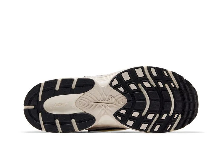 Кроссовки Nike Wmns V5 RNR 'Light Orewood Brown'