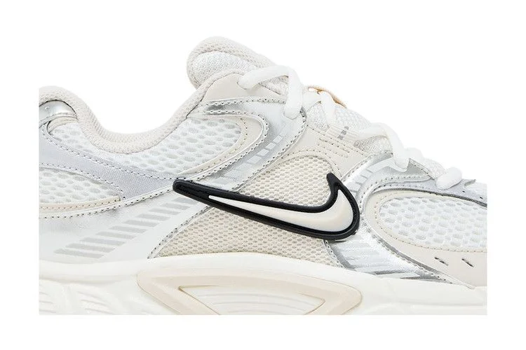 Кроссовки Nike Wmns V5 RNR 'Summit White Light Orewood'