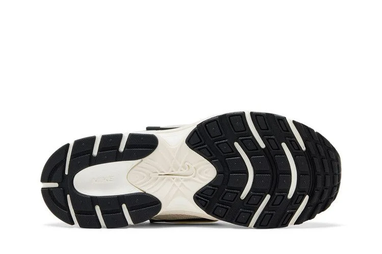 Кроссовки Nike Wmns V5 RNR 'Summit White Light Orewood'