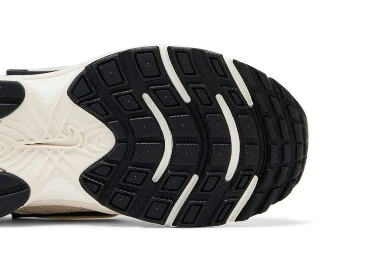 Кроссовки Nike Wmns V5 RNR 'Summit White Light Orewood'