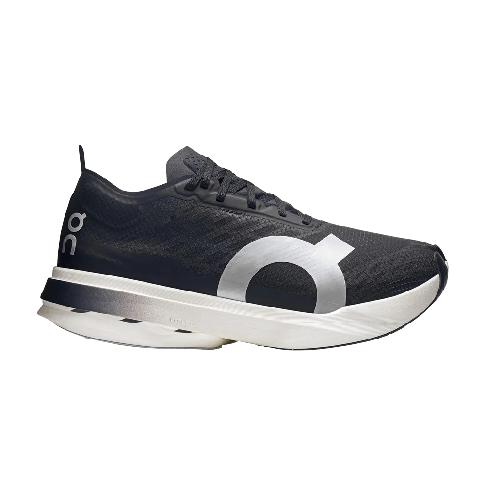 Кроссовки ON Wmns Cloudboom Strike 'Black White'