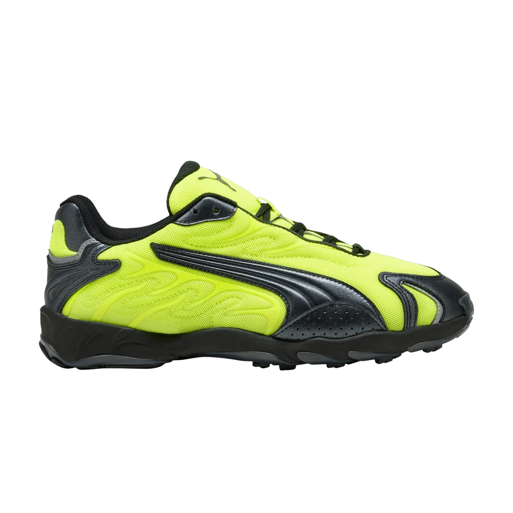 Кроссовки Puma Inhale 'Metallic - Yellow Alert Black'