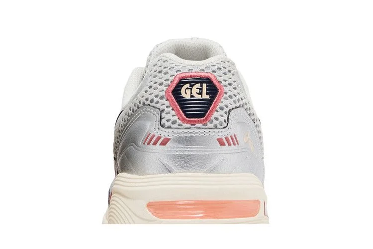 Krossovki-Sneakersnstuff-x-ASICS-Wmns-Gel-1090-Pure-Silver-Salmon-6