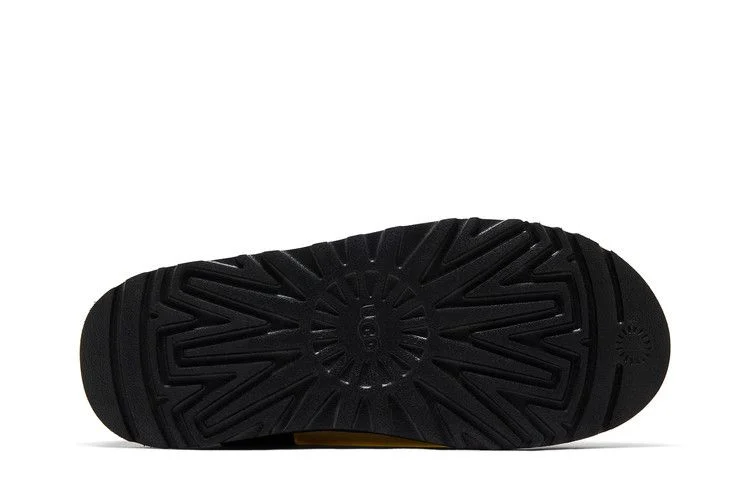 Кроссовки UGG Wmns Classic Clear Mini 'Natural Black'