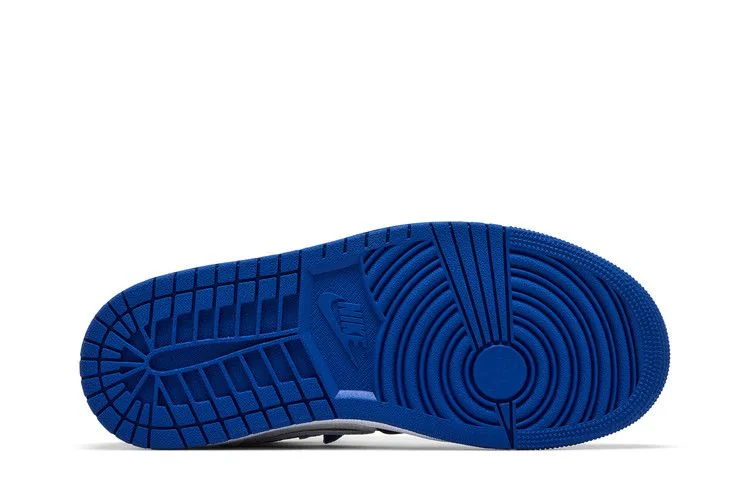 Krossovki-Wmns-Air-Jordan-1-High-Method-of-Make-Royal-Toe-3