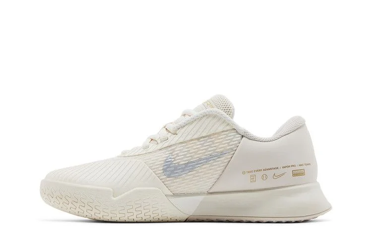 Кроссовки Wmns NikeCourt Air Zoom Vapor Pro 2 Premium HC 'Gold Flair Pack'