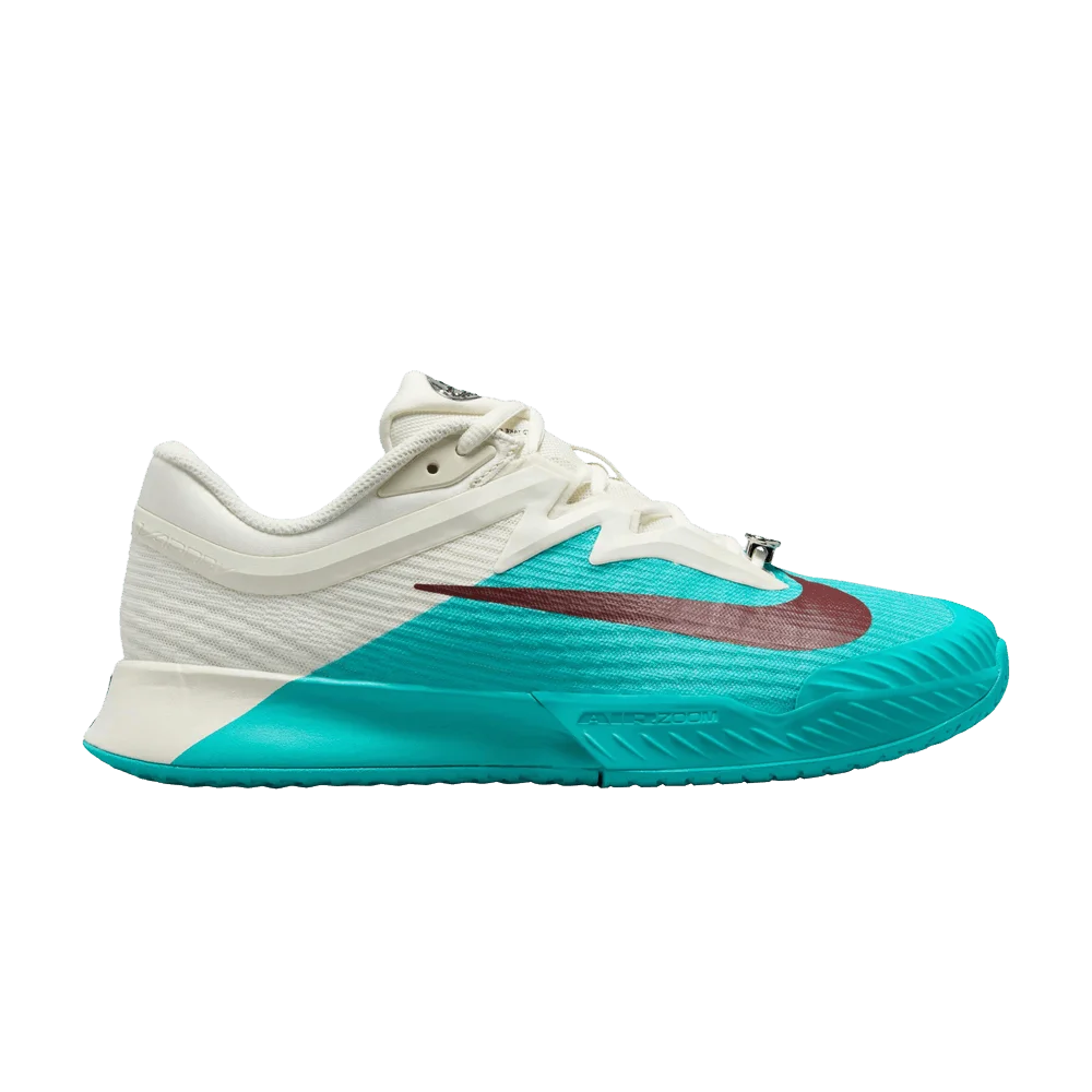 Кроссовки Wmns NikeCourt Air Zoom Vapor Pro 3 Premium HC 'Dusty Cactus Dark Team Red'