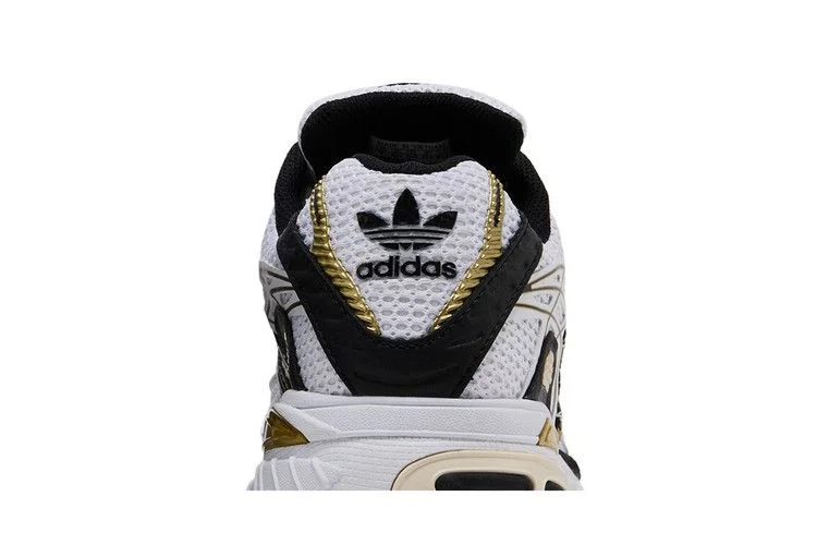 Кроссовки adidas Adistar Cushion 'White Black Gold Metallic'