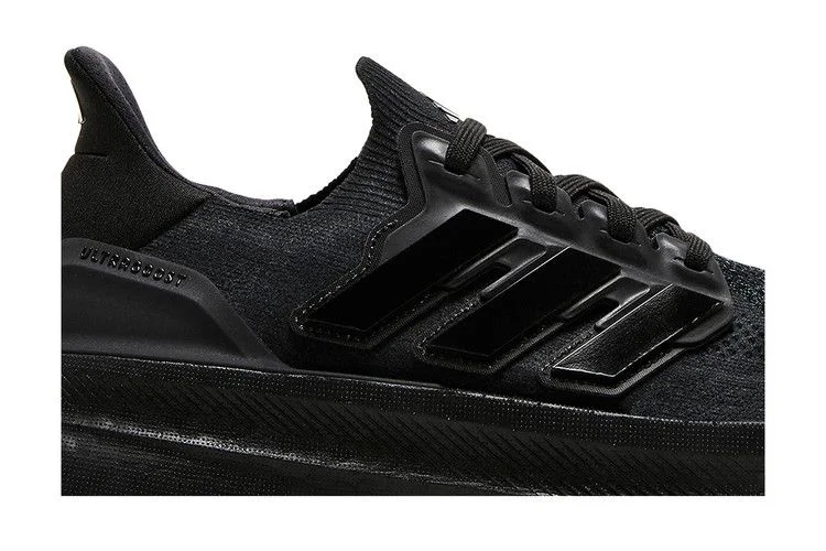 Кроссовки adidas UltraBoost 5 'Triple Black'